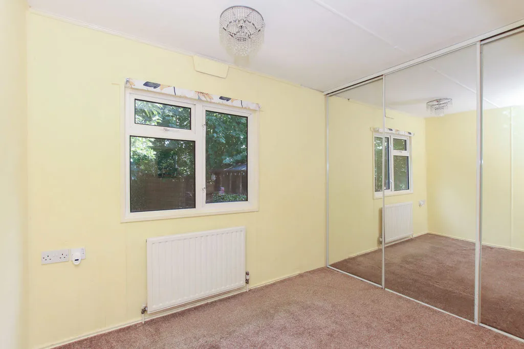 Chesham Road, Wigginton, HP23, photo 7