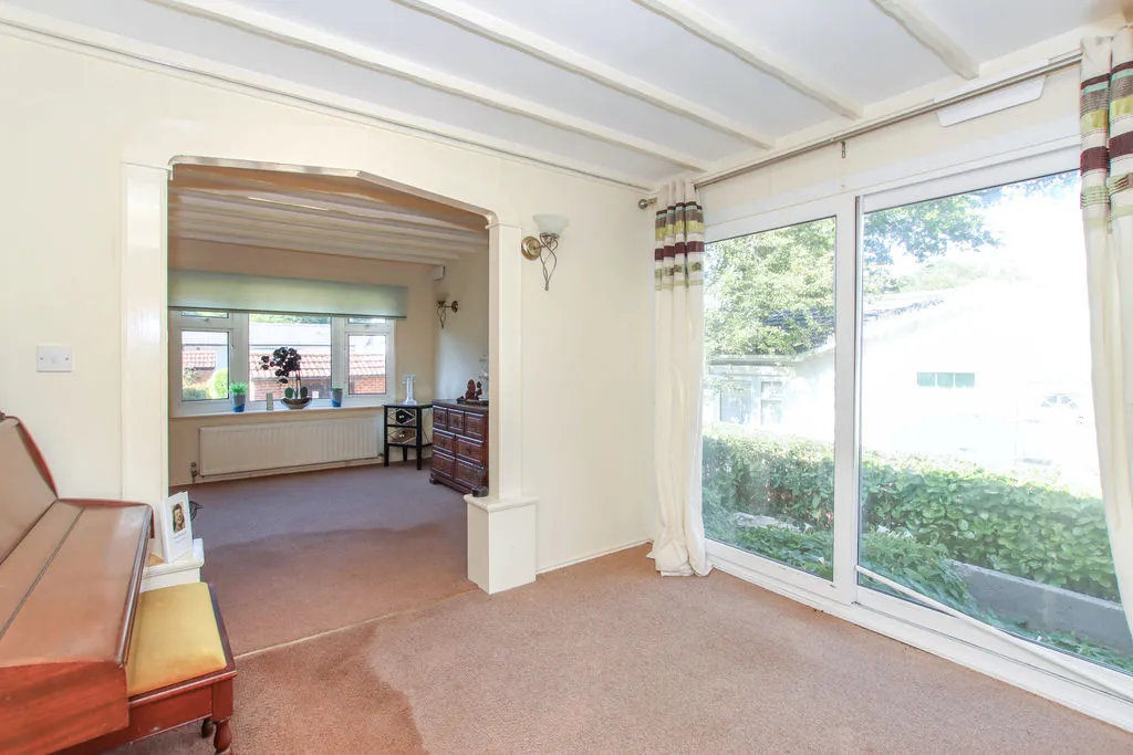 Chesham Road, Wigginton, HP23, photo 12