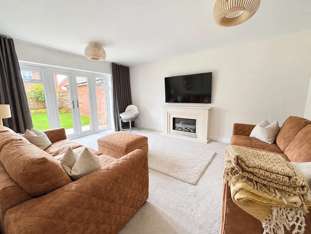Hyacinth Close, Crewe, photo 8