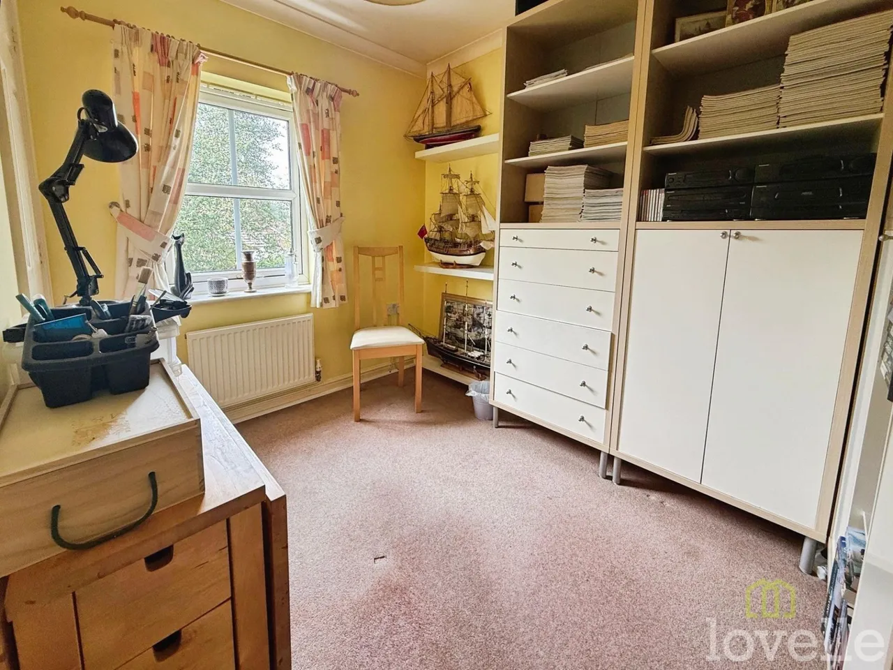 Privet Walk, Witham St. Hughs, LN6, photo 10