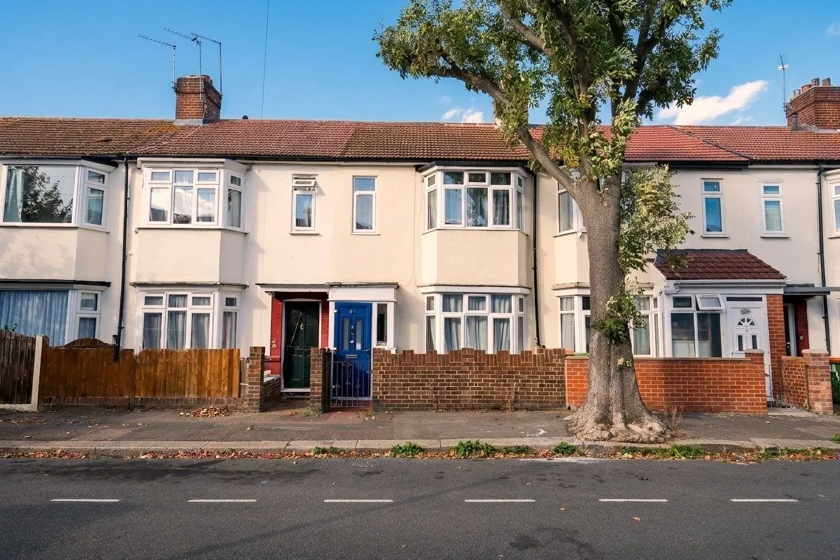 Gresham Road, London, E16, photo 12