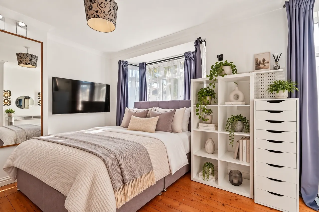 Gresham Road, London, E16, photo 10
