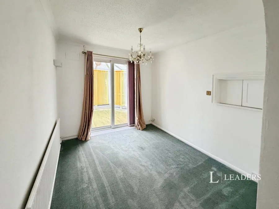 Simmins Crescent, Leicester, LE2, photo 5