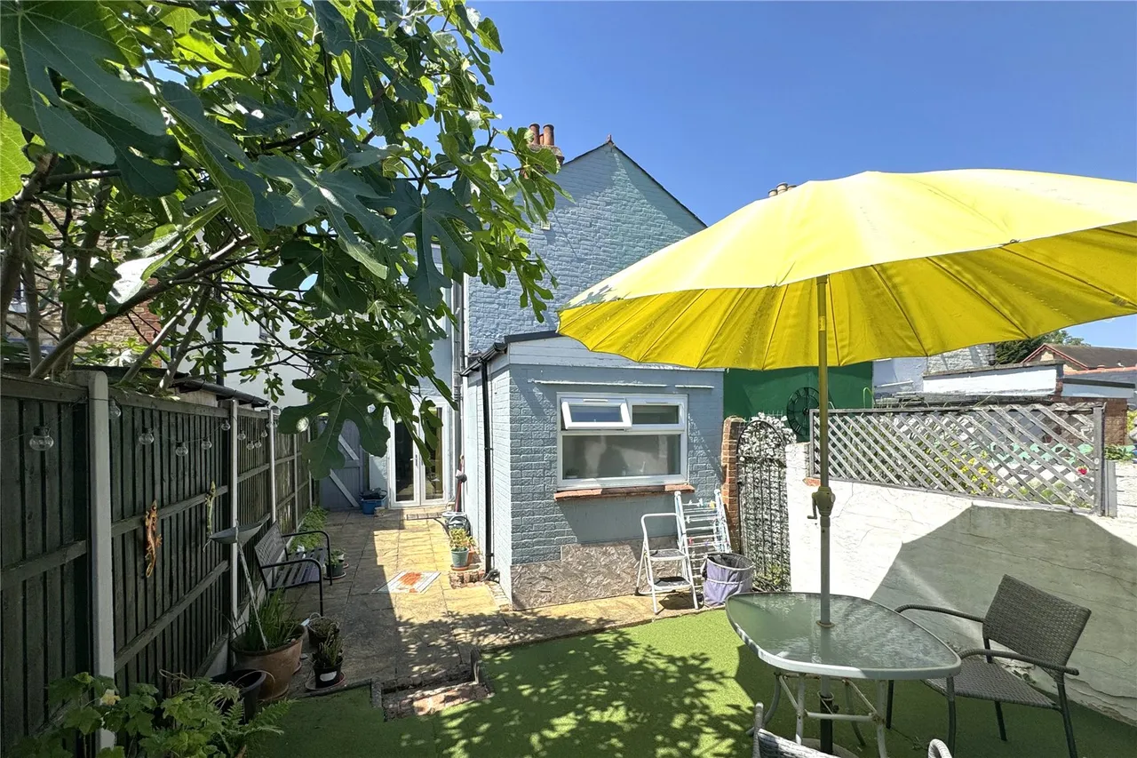 Church Path, Farnborough, Hampshire, GU14 6DL, photo 12