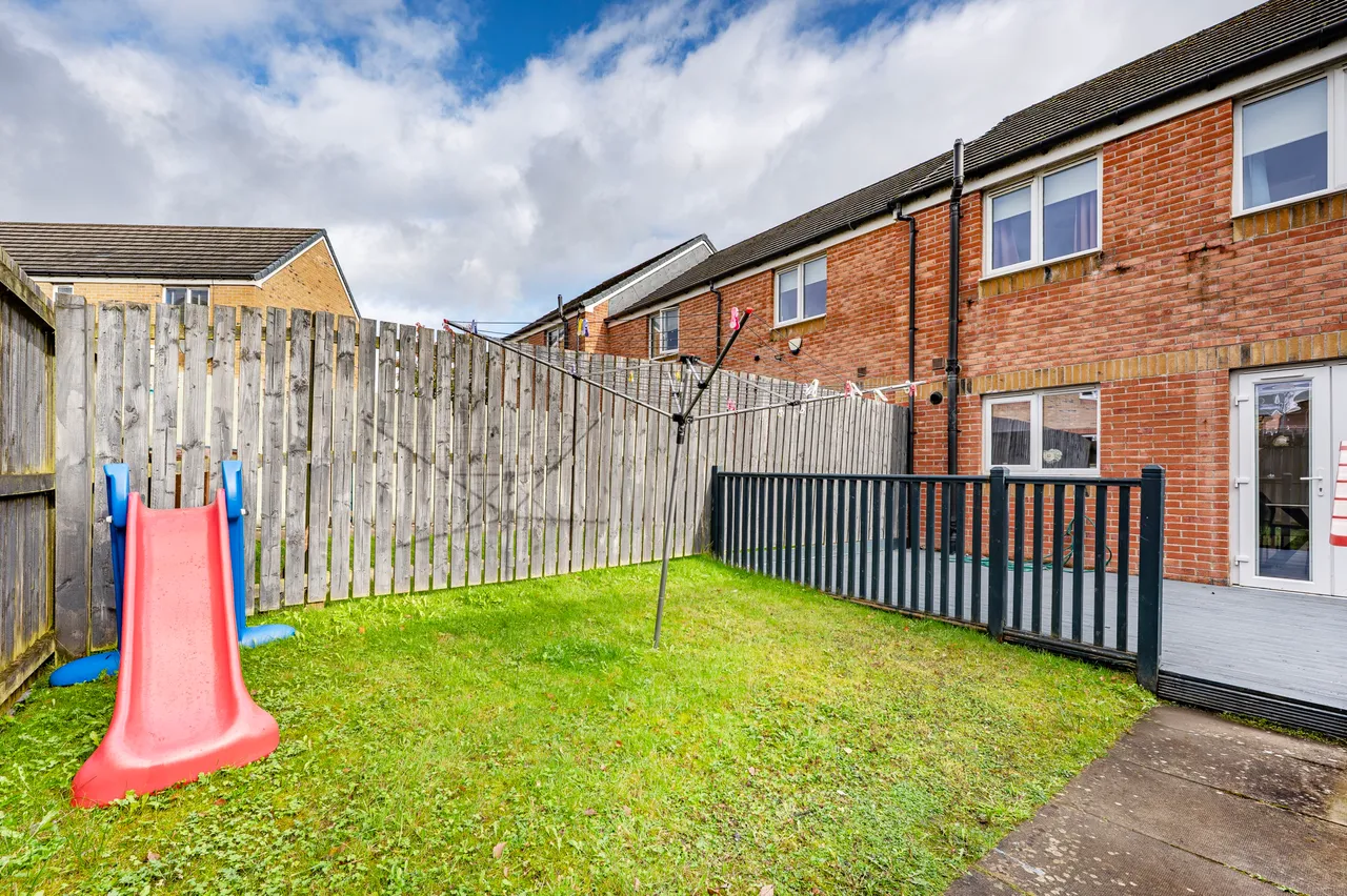 Haining Wynd, Muirhead, G69, photo 36