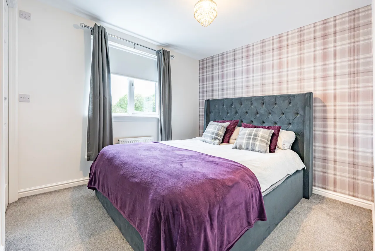 Haining Wynd, Muirhead, G69, photo 22