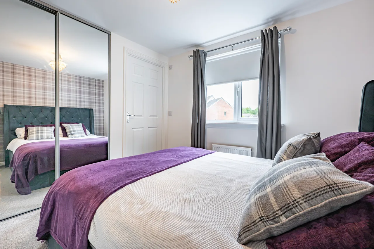 Haining Wynd, Muirhead, G69, photo 21