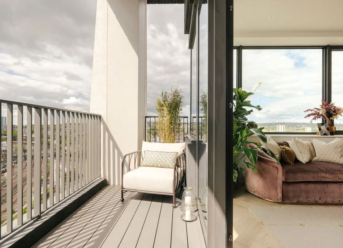 The Regent, Camden Goods Yard, London, NW1, photo 5