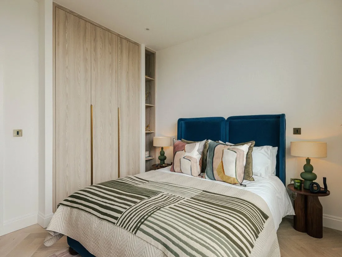 The Regent, Camden Goods Yard, London, NW1, photo 9