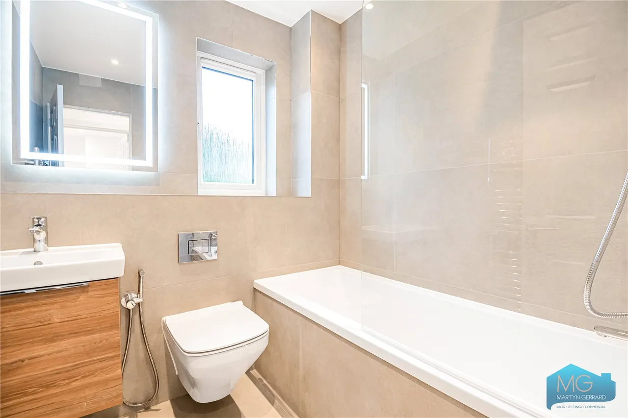 Robin Close, London, NW7, photo 6