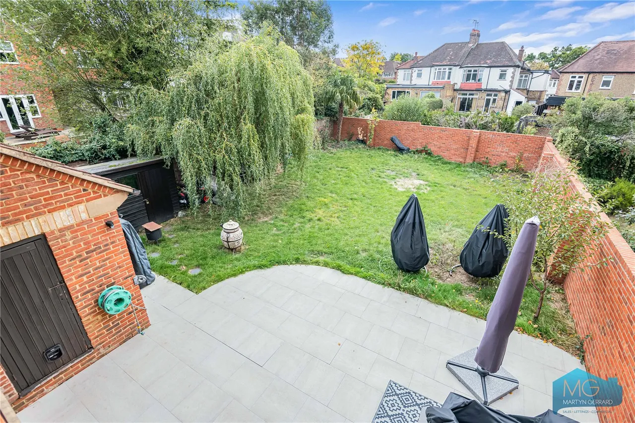 Robin Close, London, NW7, photo 15
