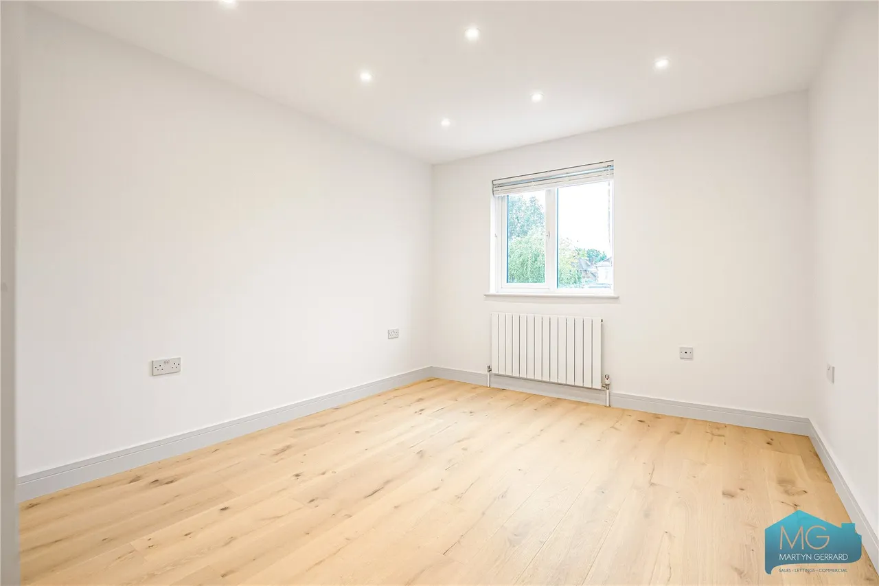Robin Close, London, NW7, photo 13