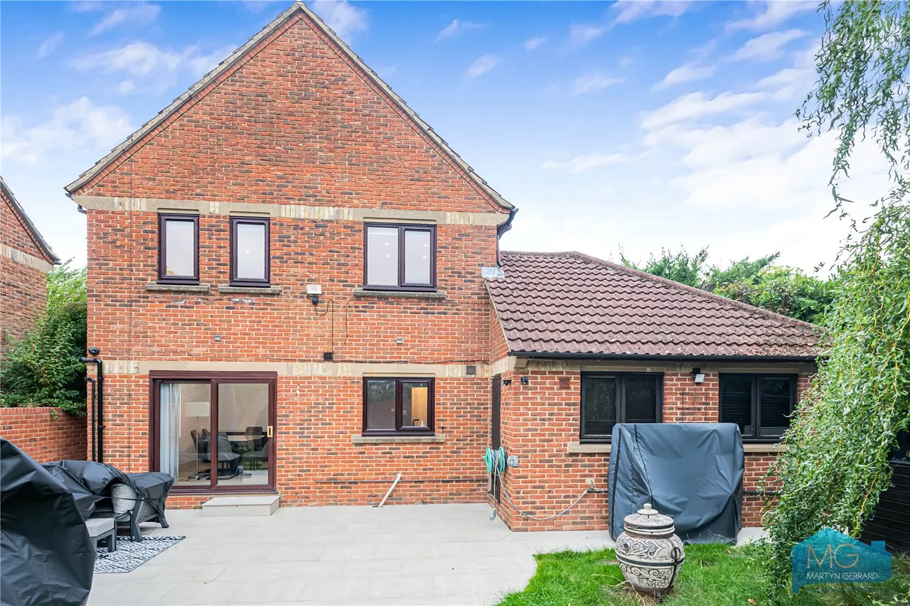 Robin Close, London, NW7, photo 7
