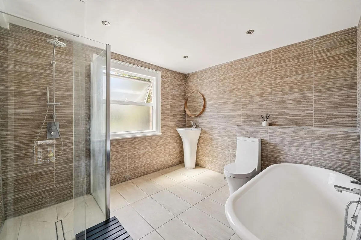 Lordship Lane, London, SE22, photo 3