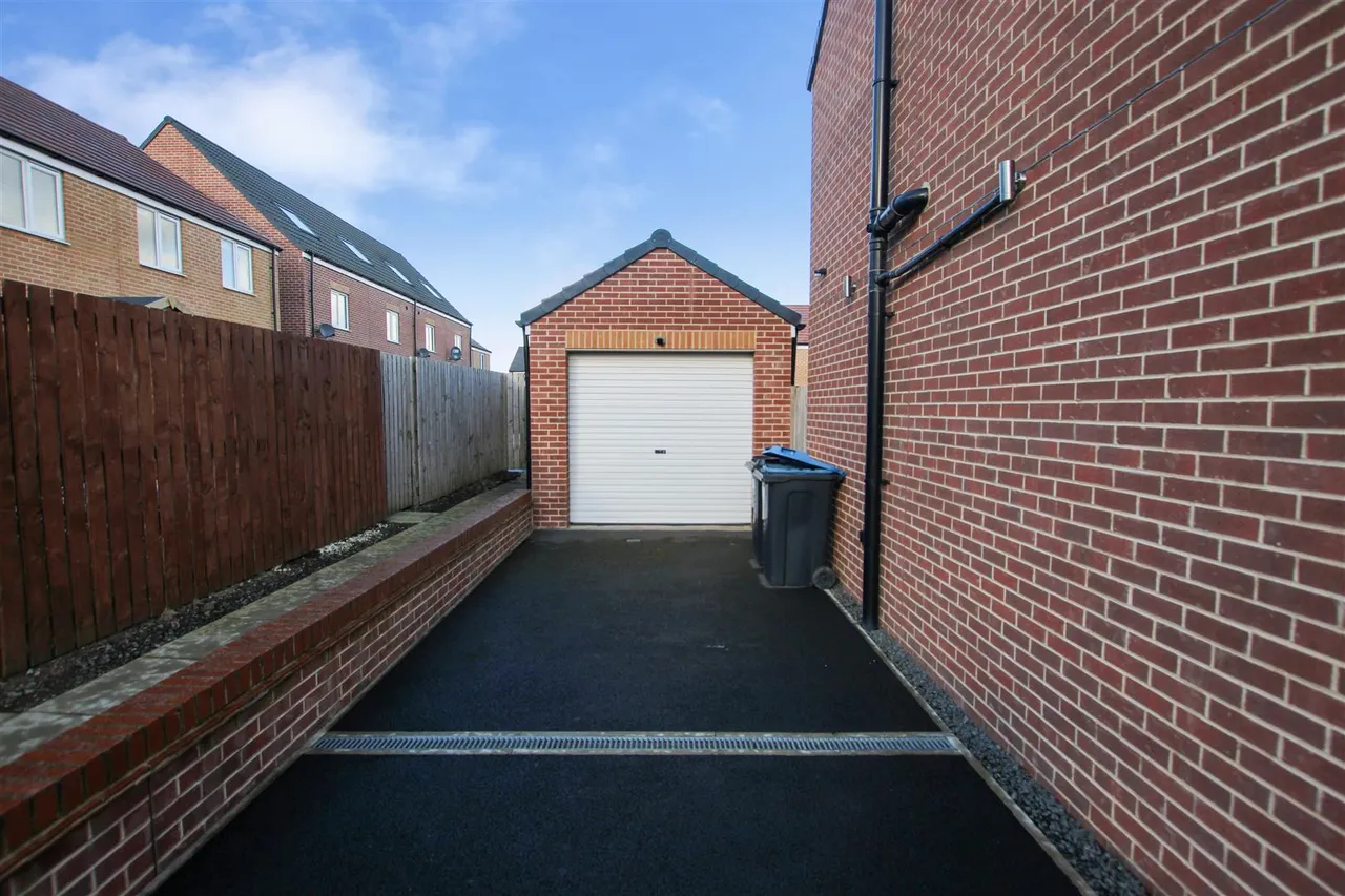 Brickside Way, Northallerton, DL6 2FE, photo 20