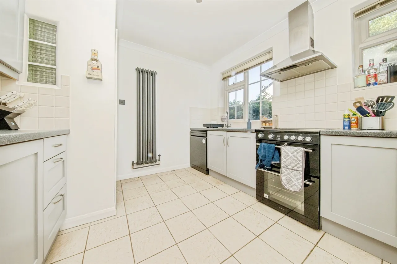 London Road, Stanway, Colchester, photo 2