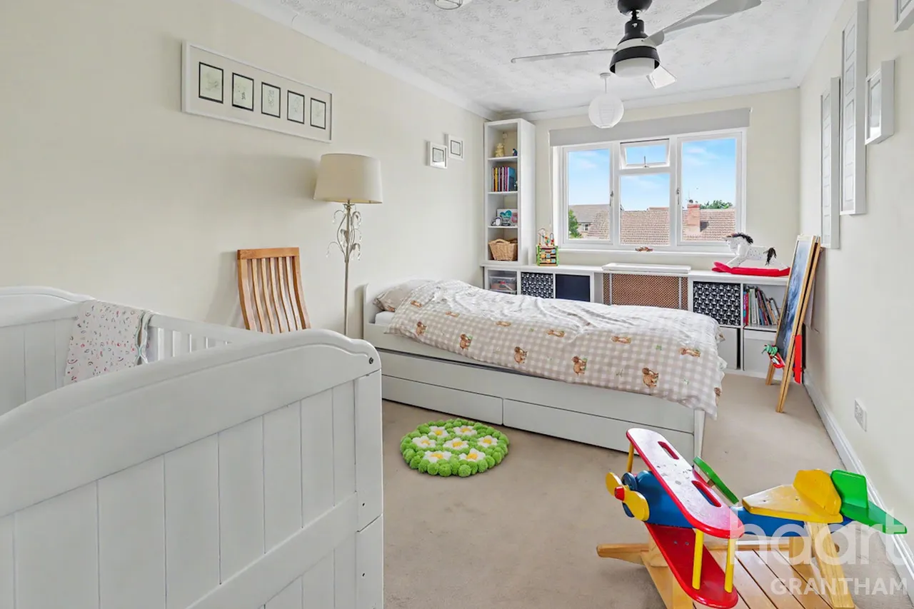 Doddington Lane, Claypole, NG23, photo 8