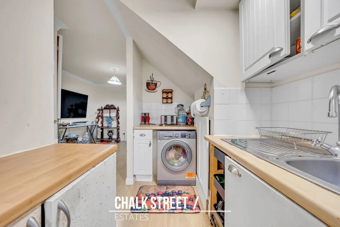 Albert Road, Romford, RM1, photo 5