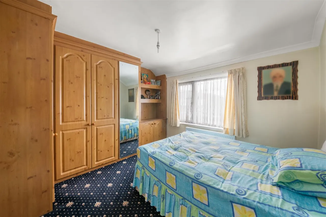 Browning Way, Hounslow, photo 9