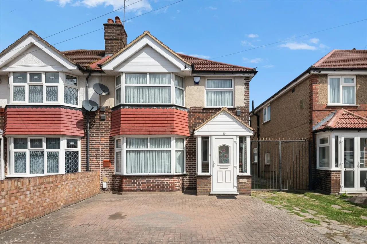 Browning Way, Hounslow, photo 16