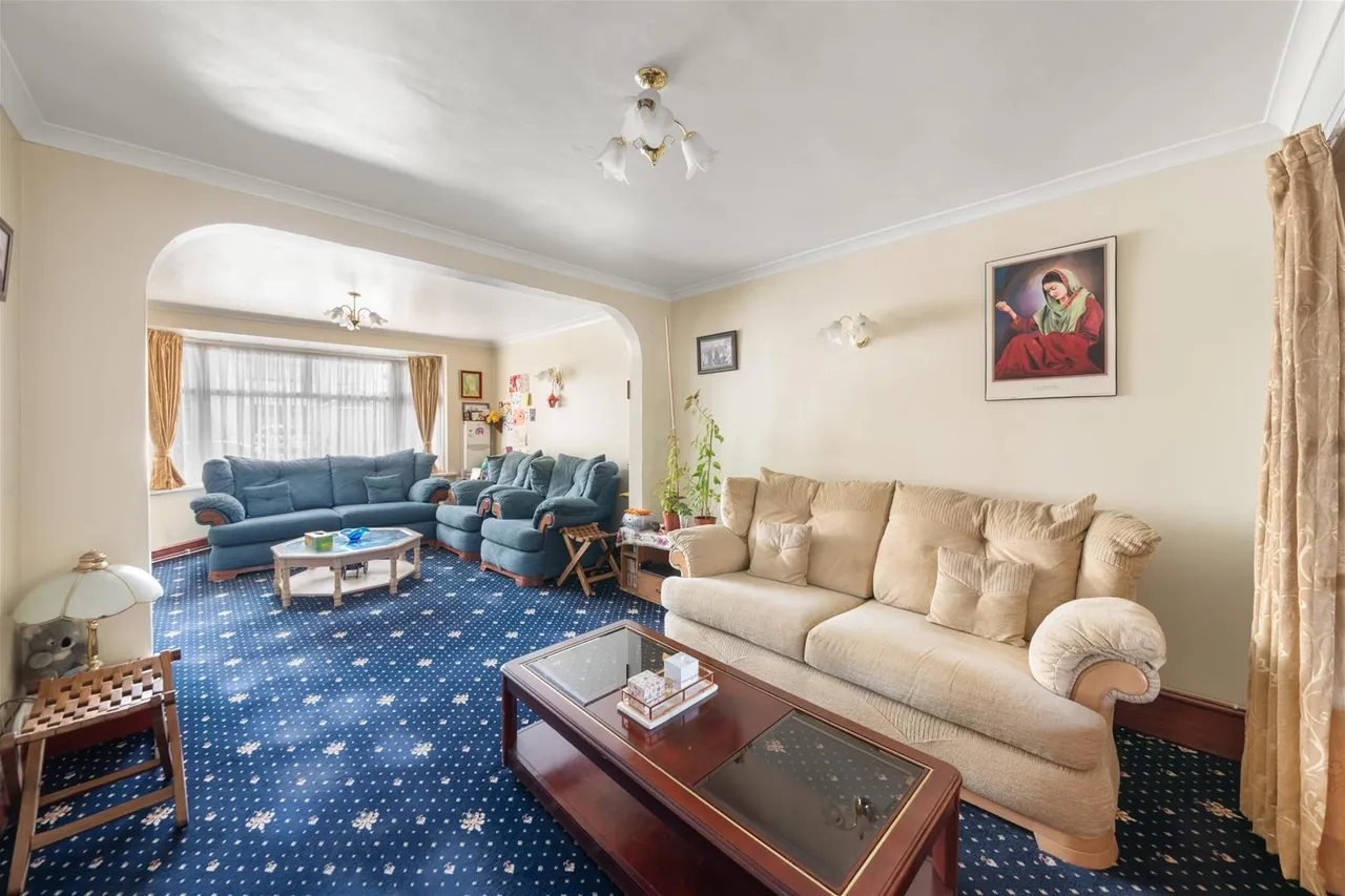 Browning Way, Hounslow, photo 8