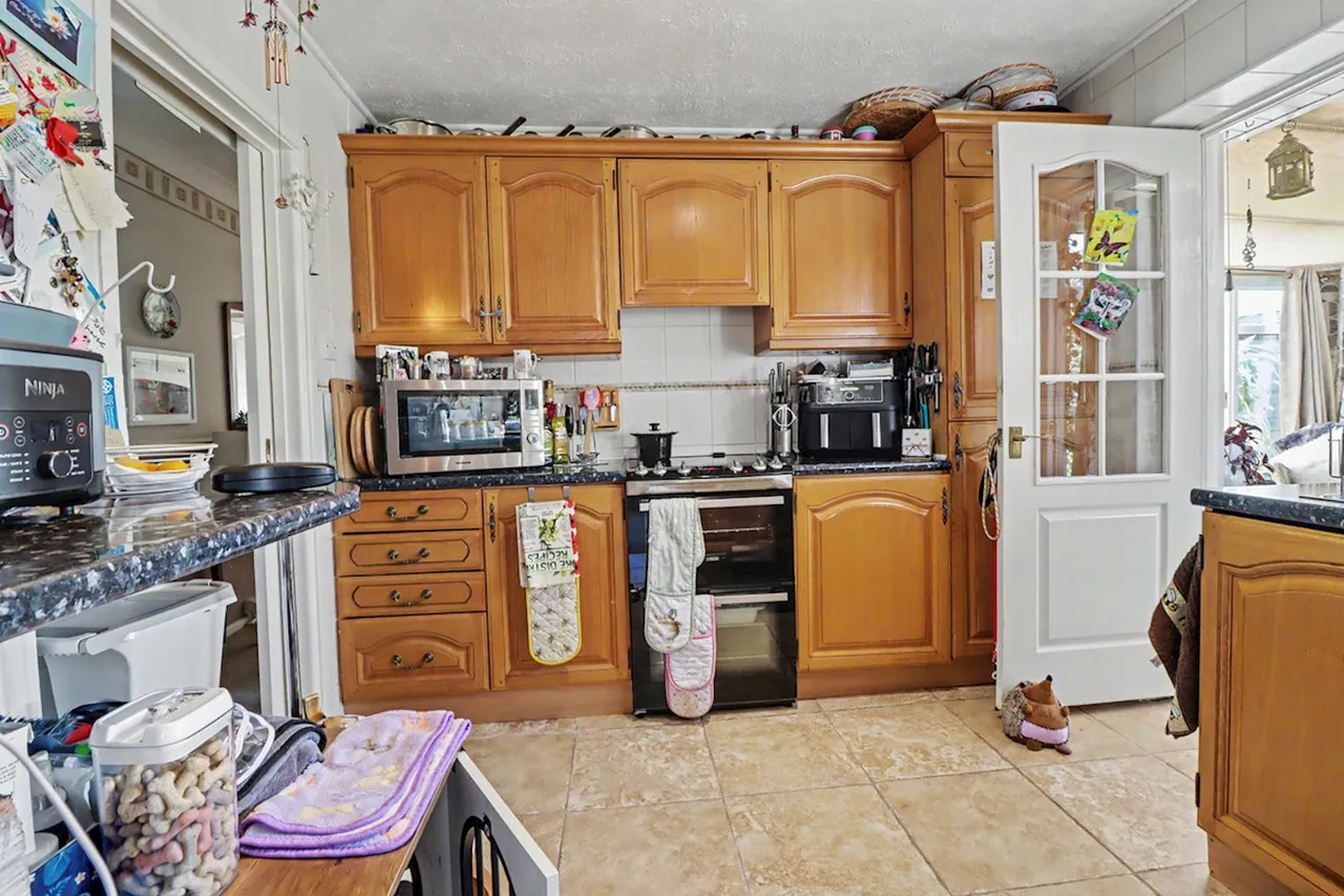 Inner Loop Road, Chepstow, NP16, photo 9
