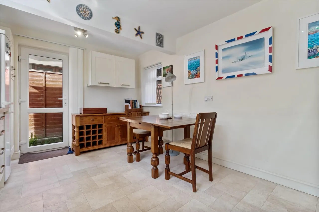 Windermere Crescent, Goring-By-Sea, Worthing, photo 16