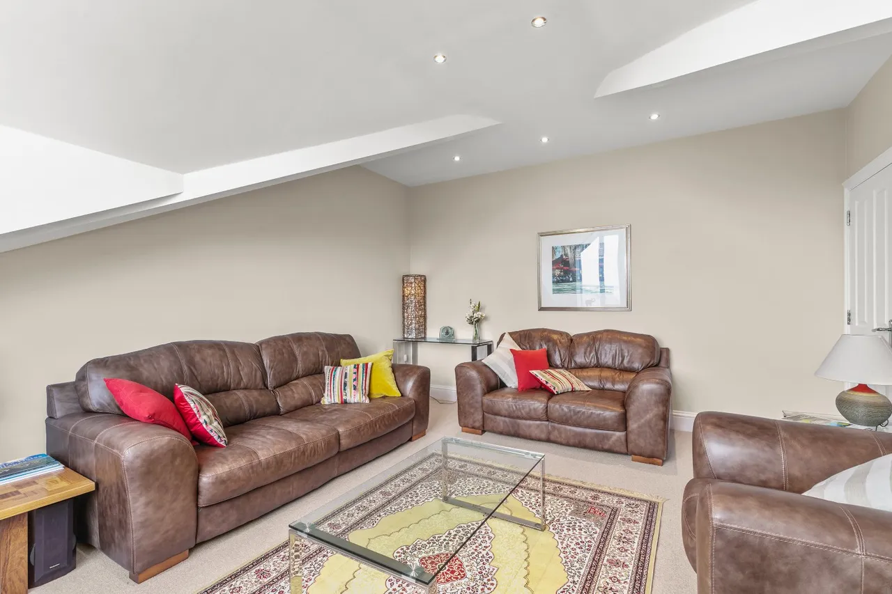 Crossbeck Road, Ilkley, LS29, photo 8