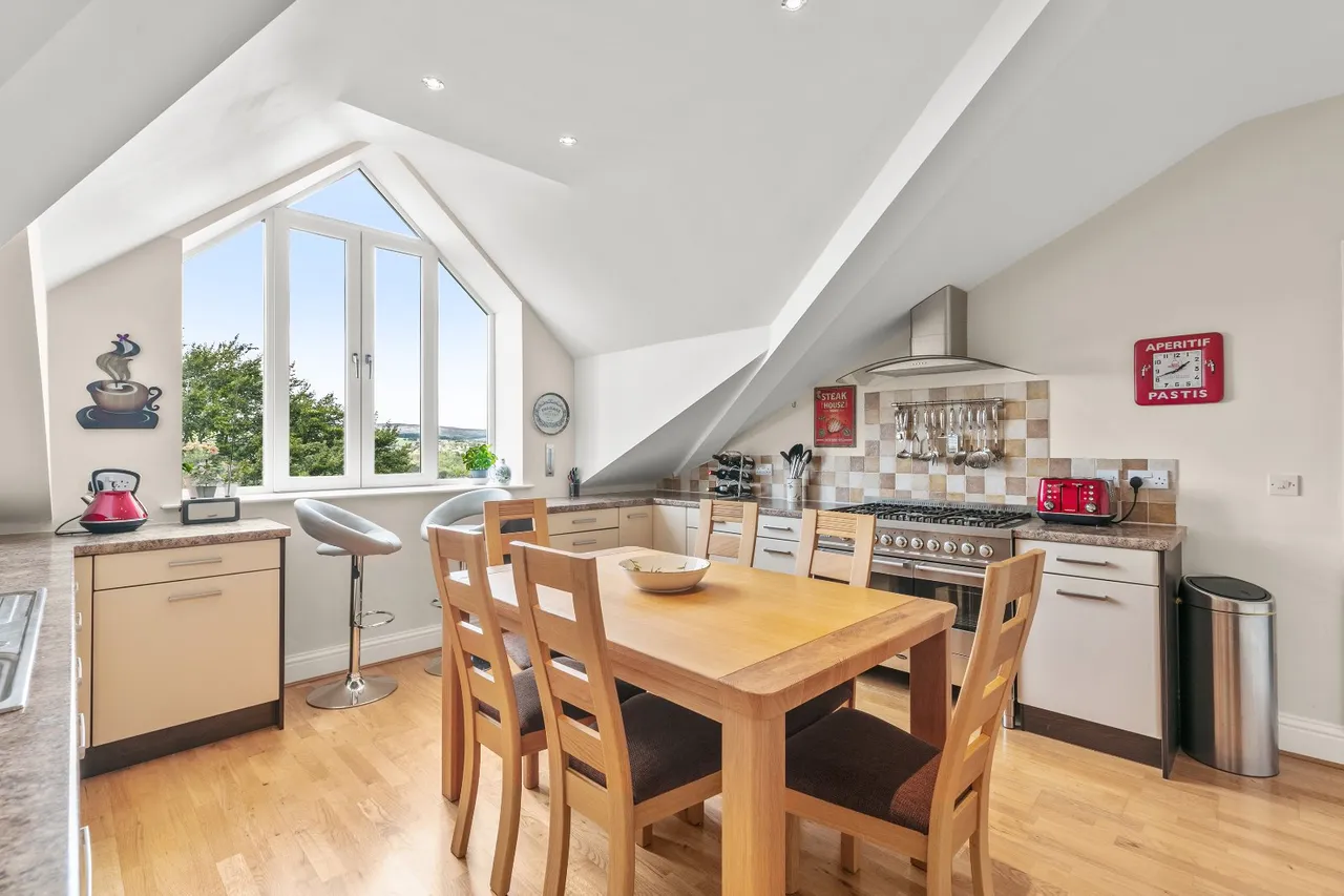 Crossbeck Road, Ilkley, LS29, photo 4