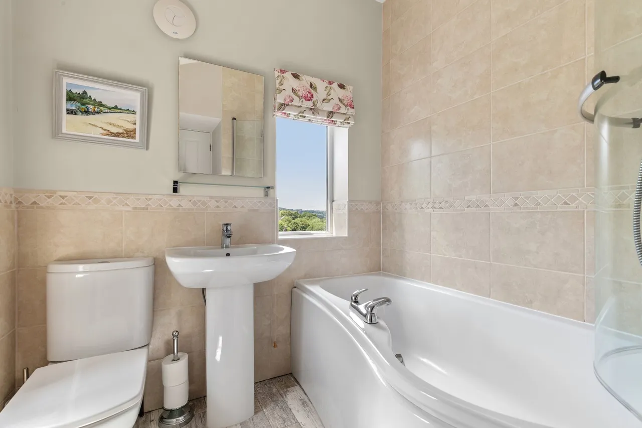 Crossbeck Road, Ilkley, LS29, photo 13