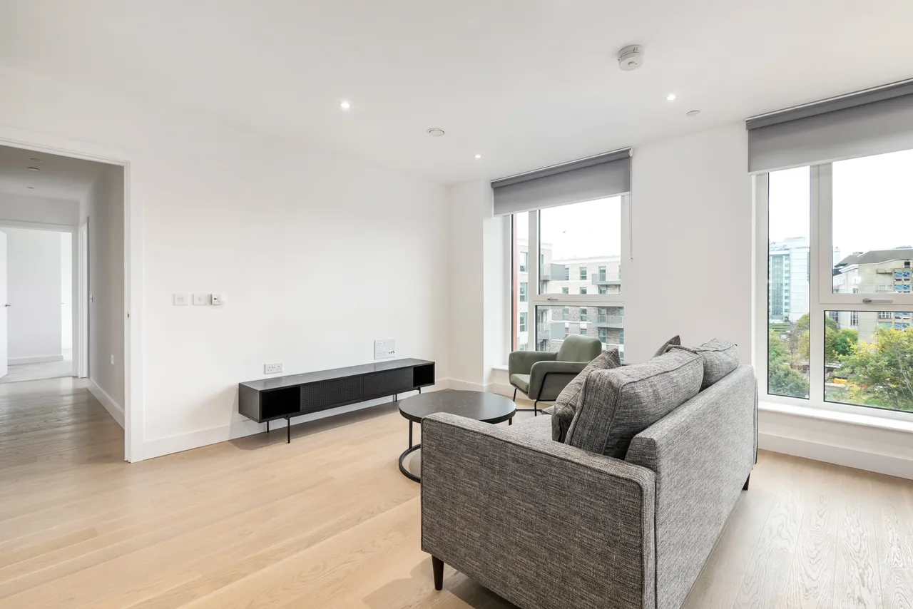 Escapade Place, London, E14, photo 4