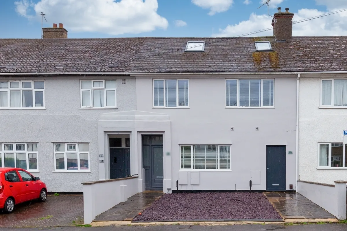 3 bed flat to rent, Wharton Road, Headington, OX3