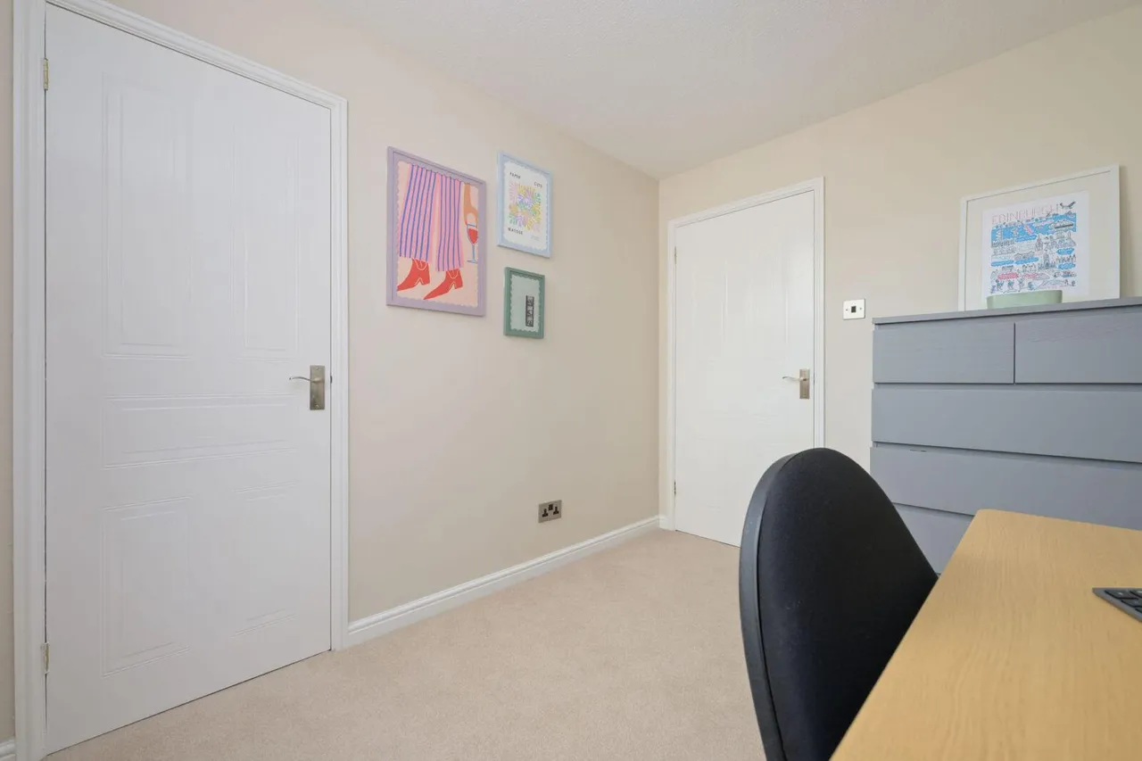 Bell Court, Falkirk, Fk2 9GE, photo 13