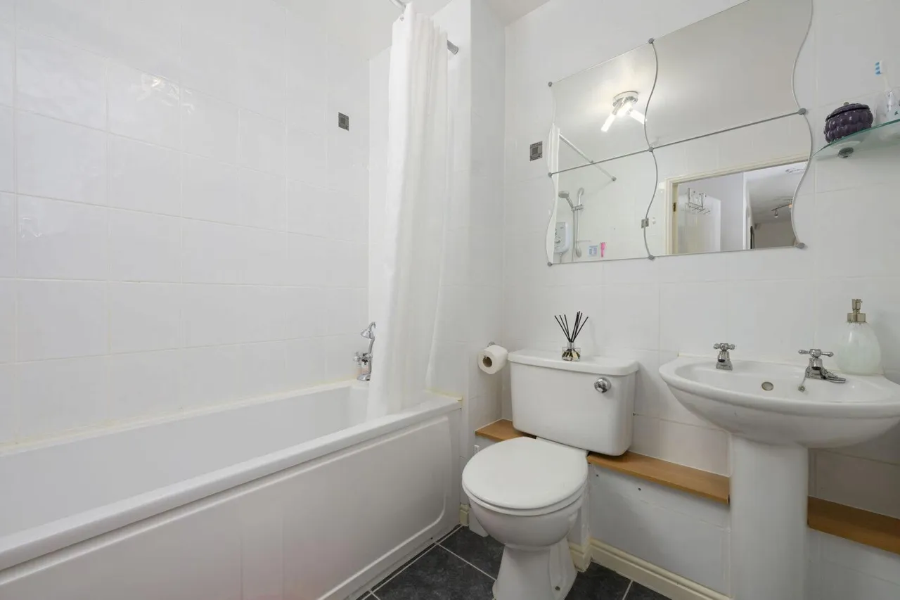 Bell Court, Falkirk, Fk2 9GE, photo 14