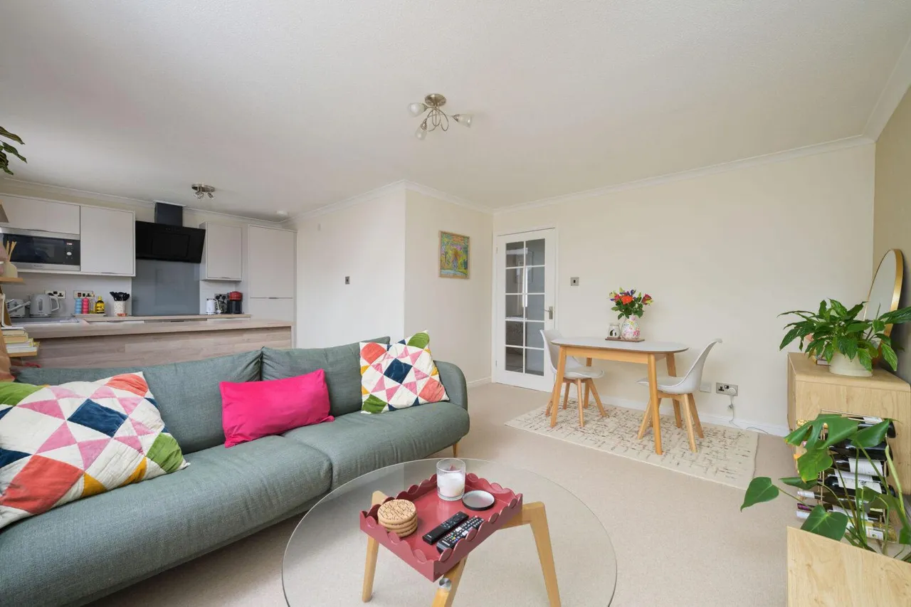Bell Court, Falkirk, Fk2 9GE, photo 4