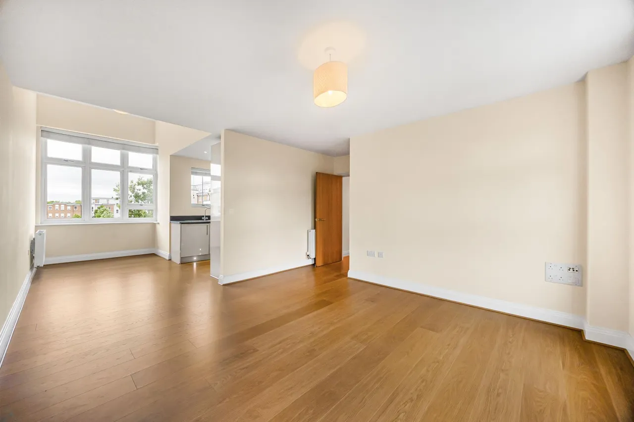 Raven Drive, Boulters Meadow, Maidenhead, SL6, photo 6