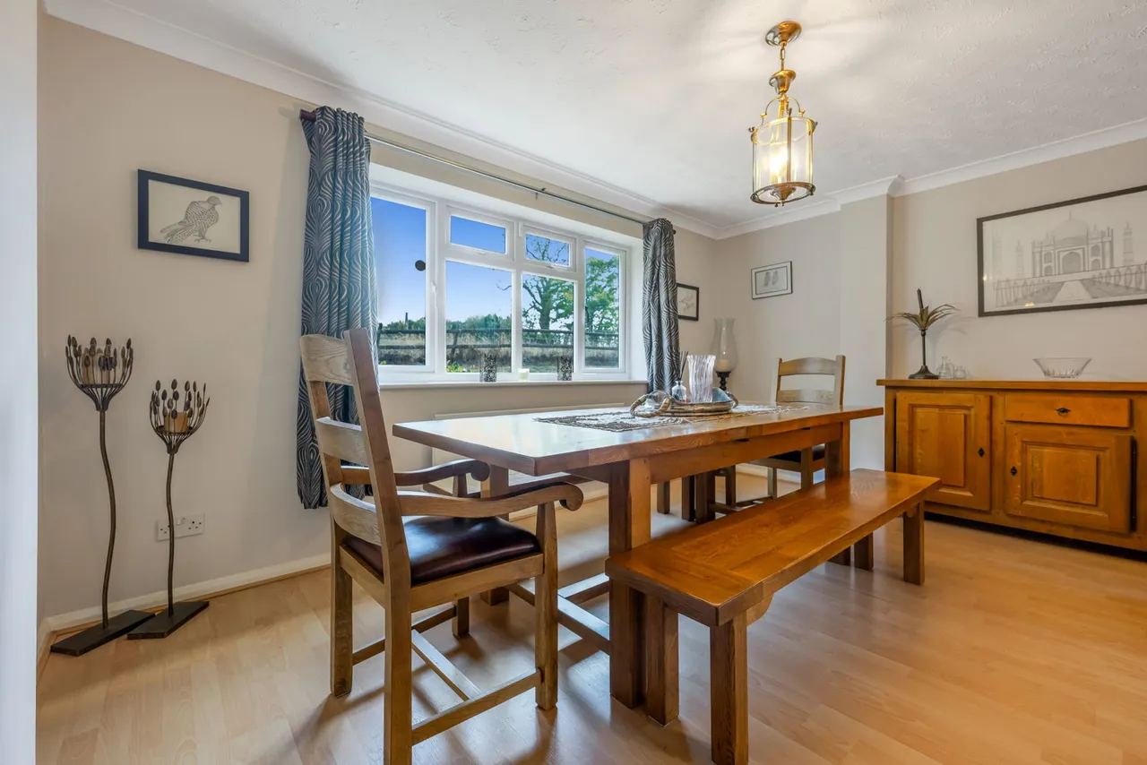 Slapton Road, Little Billington, photo 6