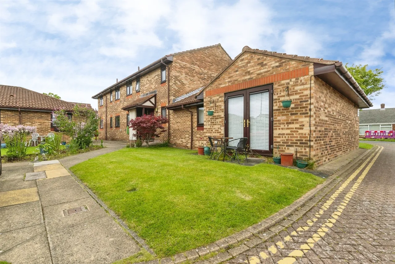 Staindale Place, Hartlepool, TS25, photo 14