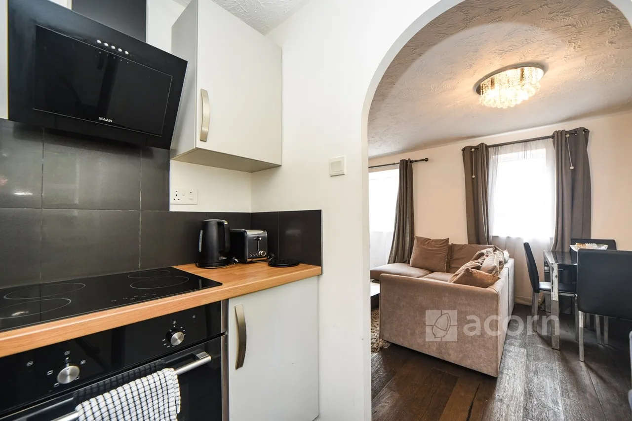 Frobisher Road, Erith, DA8, photo 11