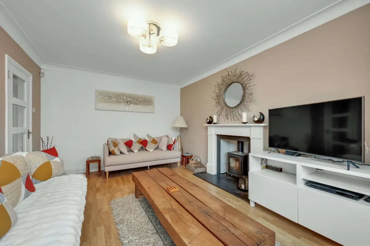 Harefield, Esher, Surrey, KT10 9TG, photo 11
