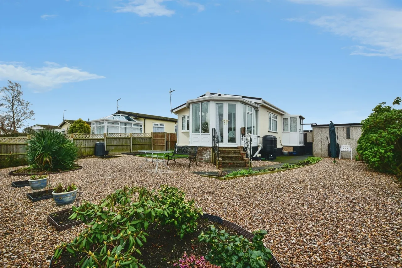2 bed park home for sale, Beacon Park Home Village, Skegness, PE25