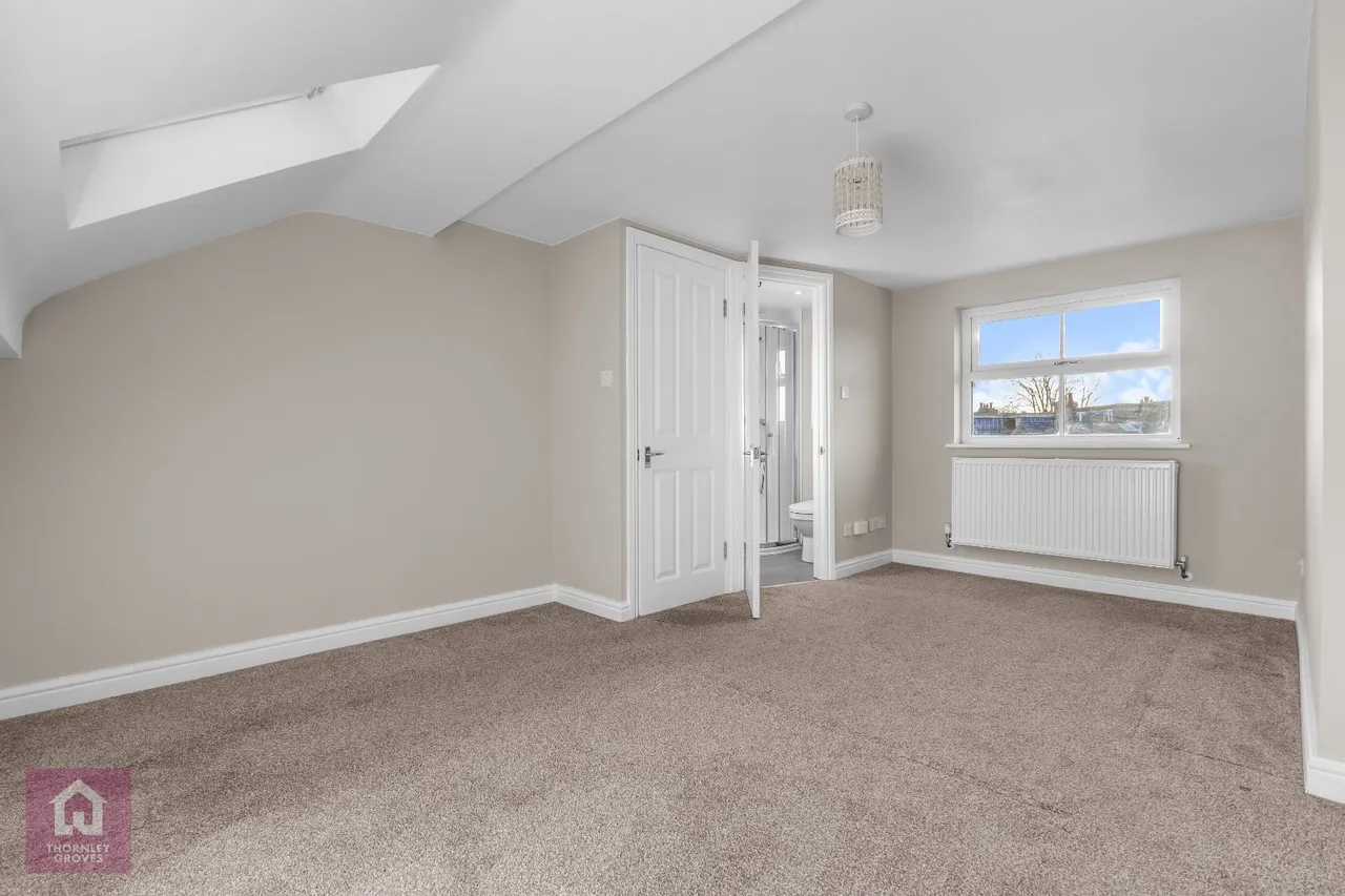 Park Road, Hale, WA15, photo 7