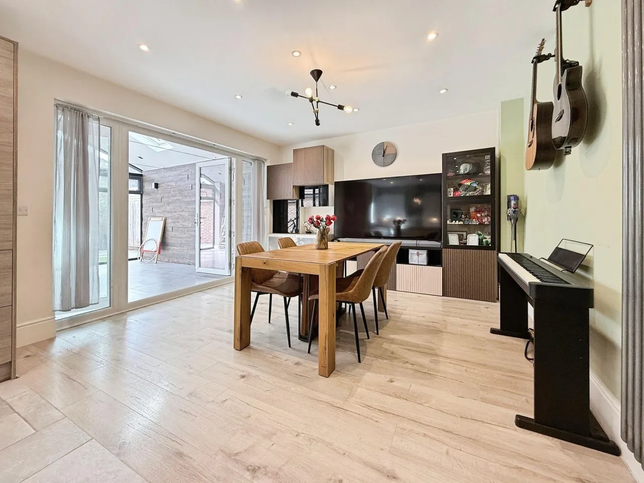Alfred Nock Drive, Priorslee, TF2, photo 9