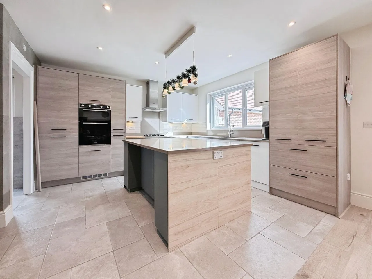 Alfred Nock Drive, Priorslee, TF2, photo 7