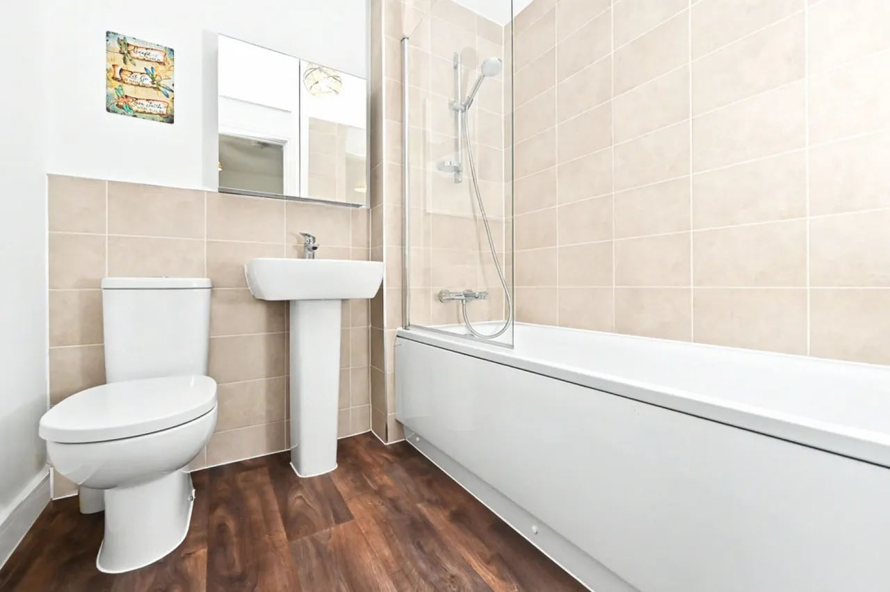 Passion Flower Grove, Burslem, ST6, photo 17