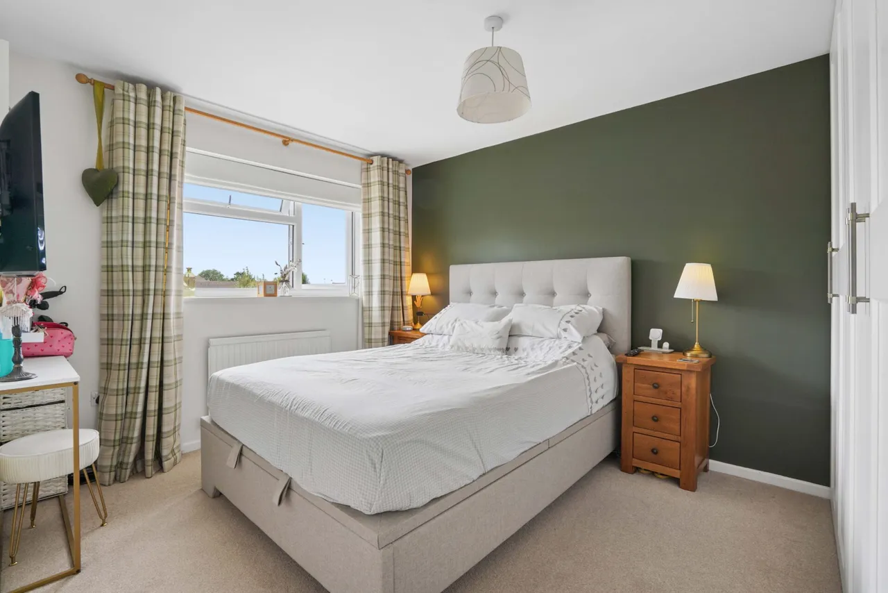 Thorney Leys, Witney, OX28, photo 8