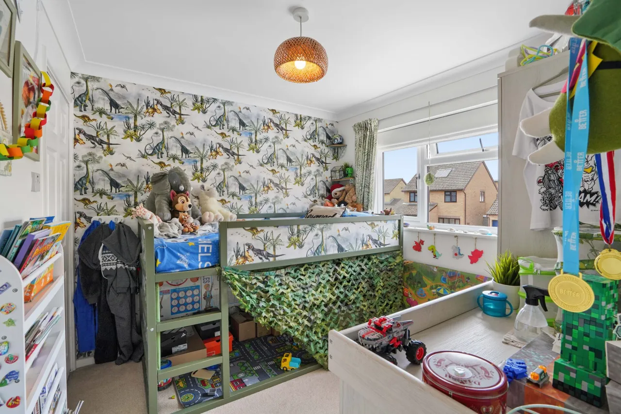 Thorney Leys, Witney, OX28, photo 9