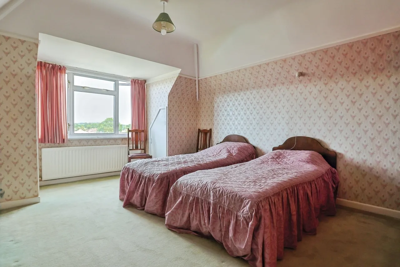 Midwood Avenue, Queens Park, BH8, photo 11