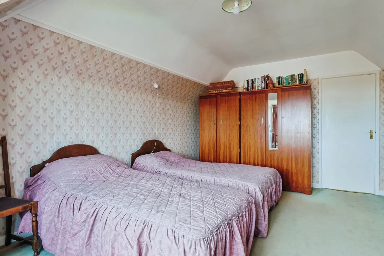 Midwood Avenue, Queens Park, BH8, photo 12