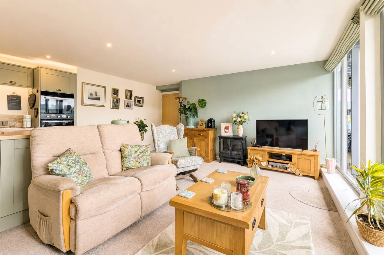Park Road, Elland, HX5, photo 8